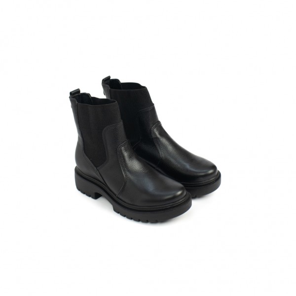 Bota Cano Curto em Couro Pegada Feminino