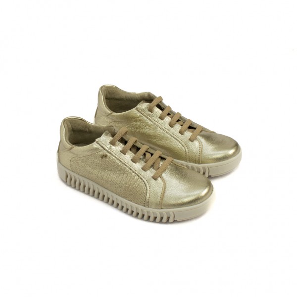 Tênis Casual em Couro Pegada Feminino