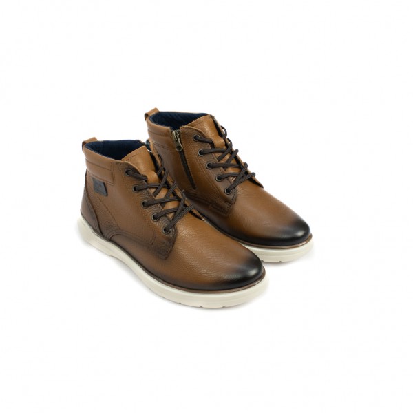 Bota Cano Curto em Couro Pegada Masculino