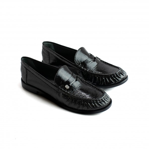 Sapato Mocassim em Couro Verniz Glossy Schutz Feminino