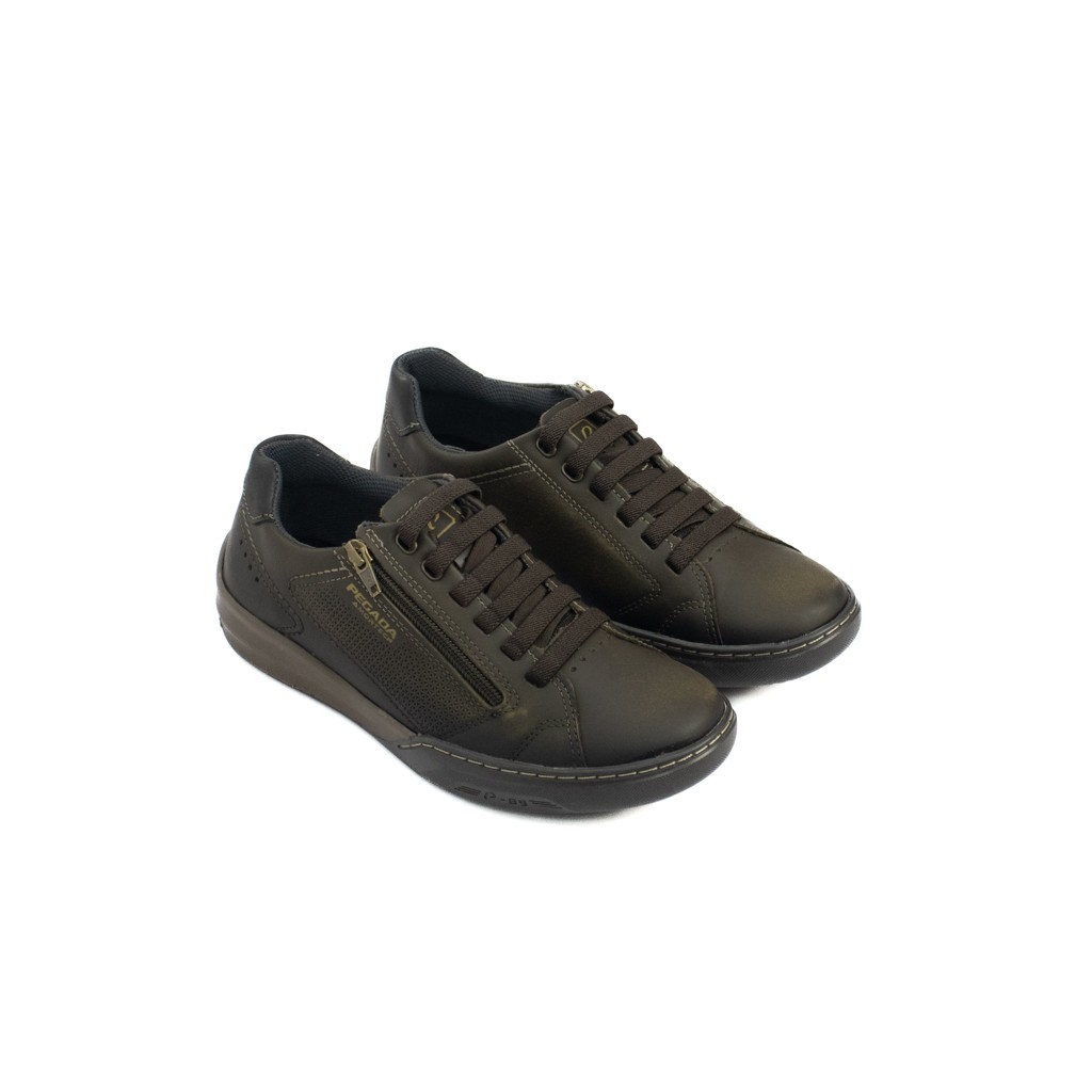 Tênis Casual em Couro Pegada Masculino