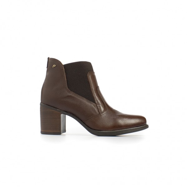 Bota Cano Curto em Couro Pegada Feminino
