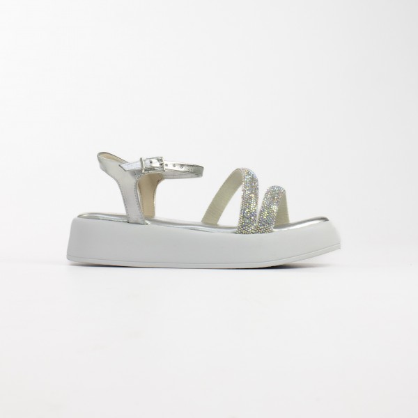 Sandália Flatform de Gáspea com Cristais Aurora Boreal e Traseiro Aberto Ramarim Feminino