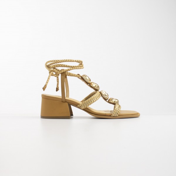 Sandália Casual Boho Lace Up em Couro e Salto Bloco Médio Ferrucci Feminino