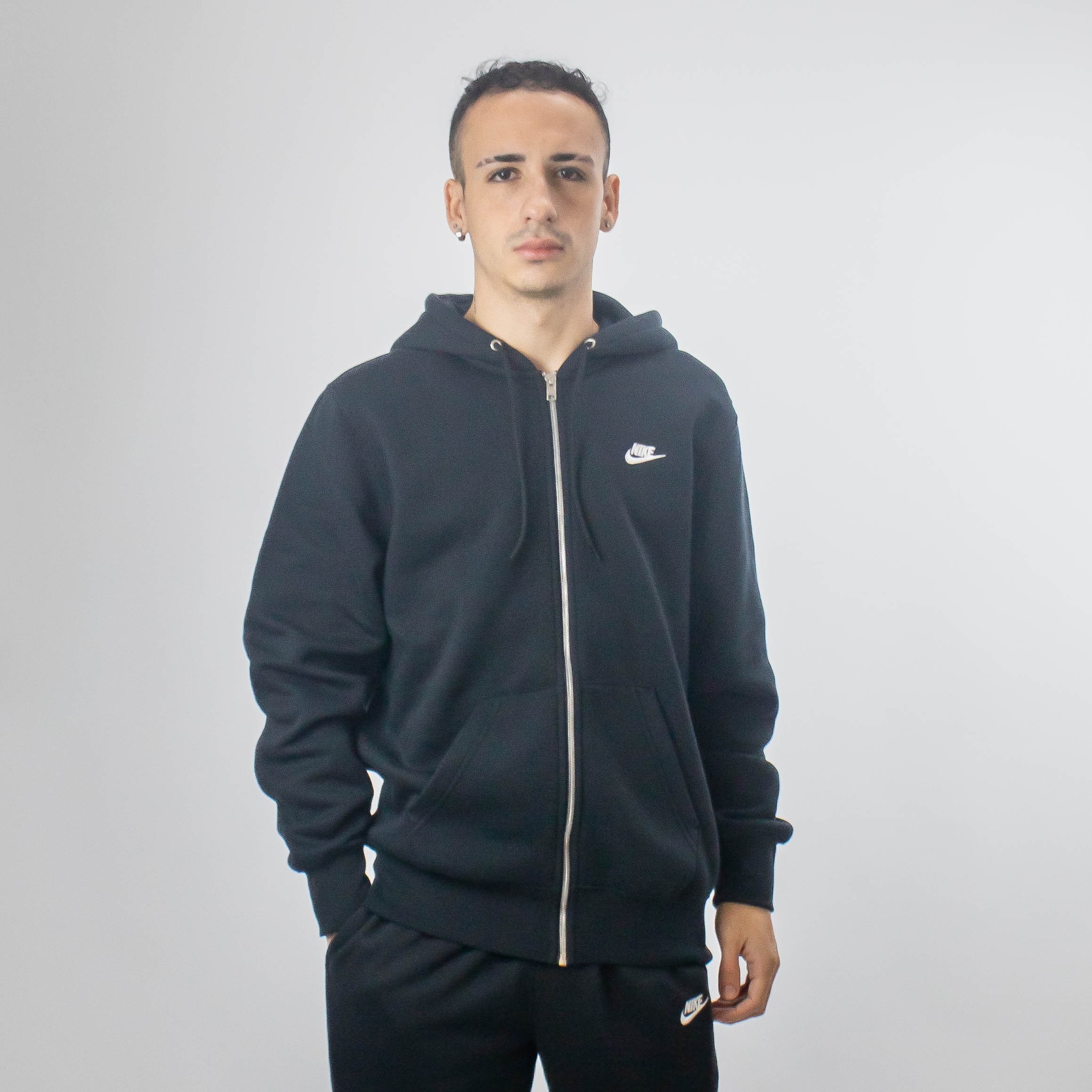 Jaqueta com Capuz Club Nike Masculino